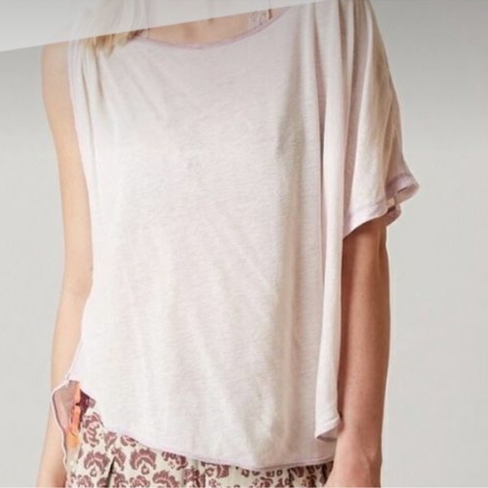 X SMALL We the Free Pluto t-shirt cream asymmetrical linen
